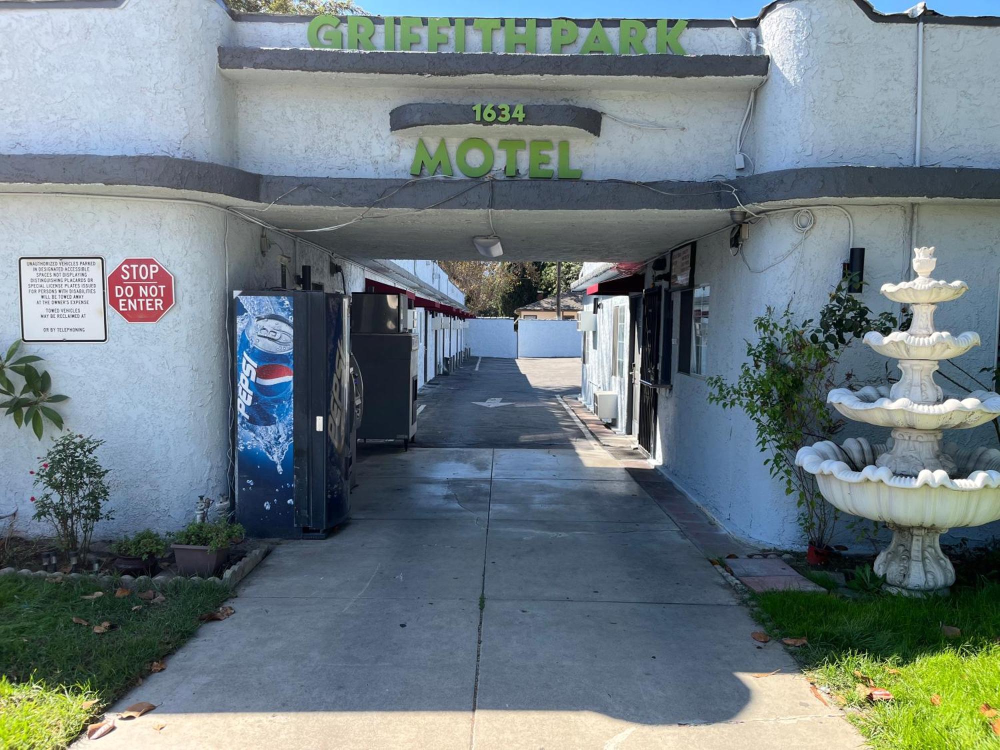 Griffith Park Motel, In Los Angeles Hollywood Area Glendale Buitenkant foto
